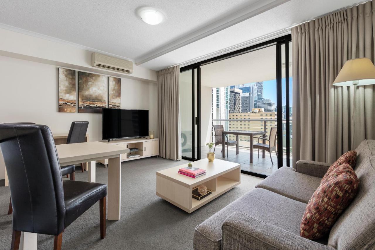 One-Bedroom Apartment,1440435484:JPEG
